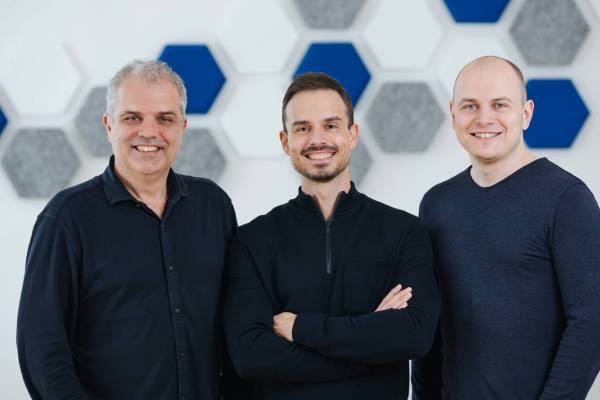 XUND secures Pre-Series A: 6 million euros to strengthen European leadership in AI-powered healthcare